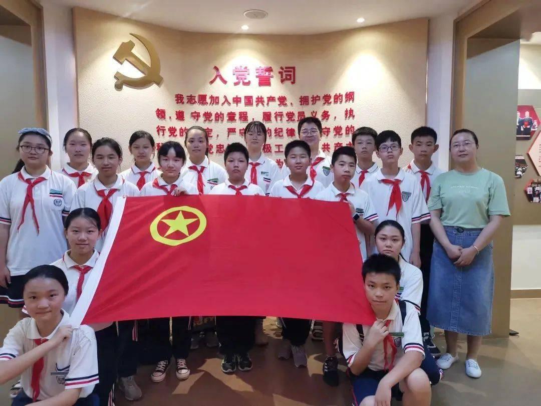 僵尸女友送月饼啦